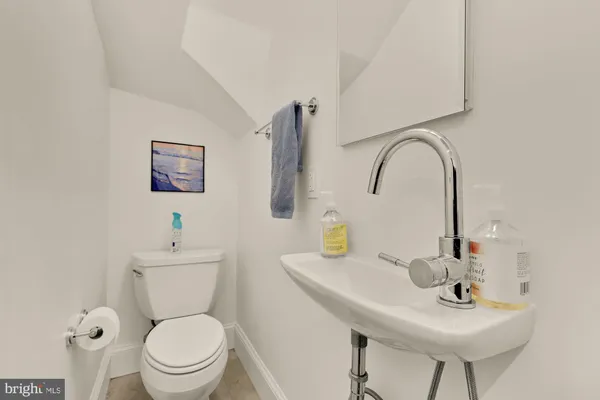 $1,100,000 | 1905 17th Street Northwest, Washington, DC 20009