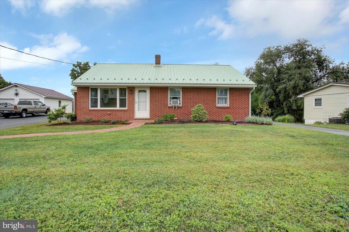 731 Sollenberger Road Chambersburg, PA 17202 - Photo 1 of 44 Gallery Image 1