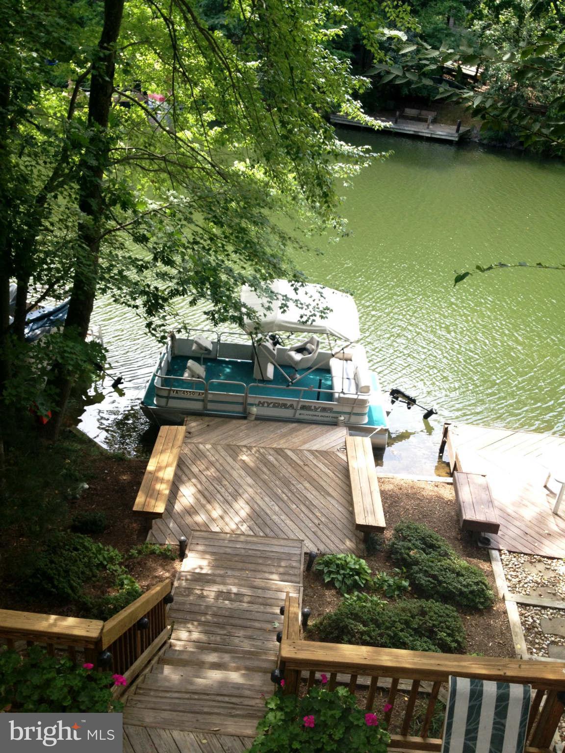1909 Lakeport Way Reston, VA 20191 - Photo 26 of 30 View