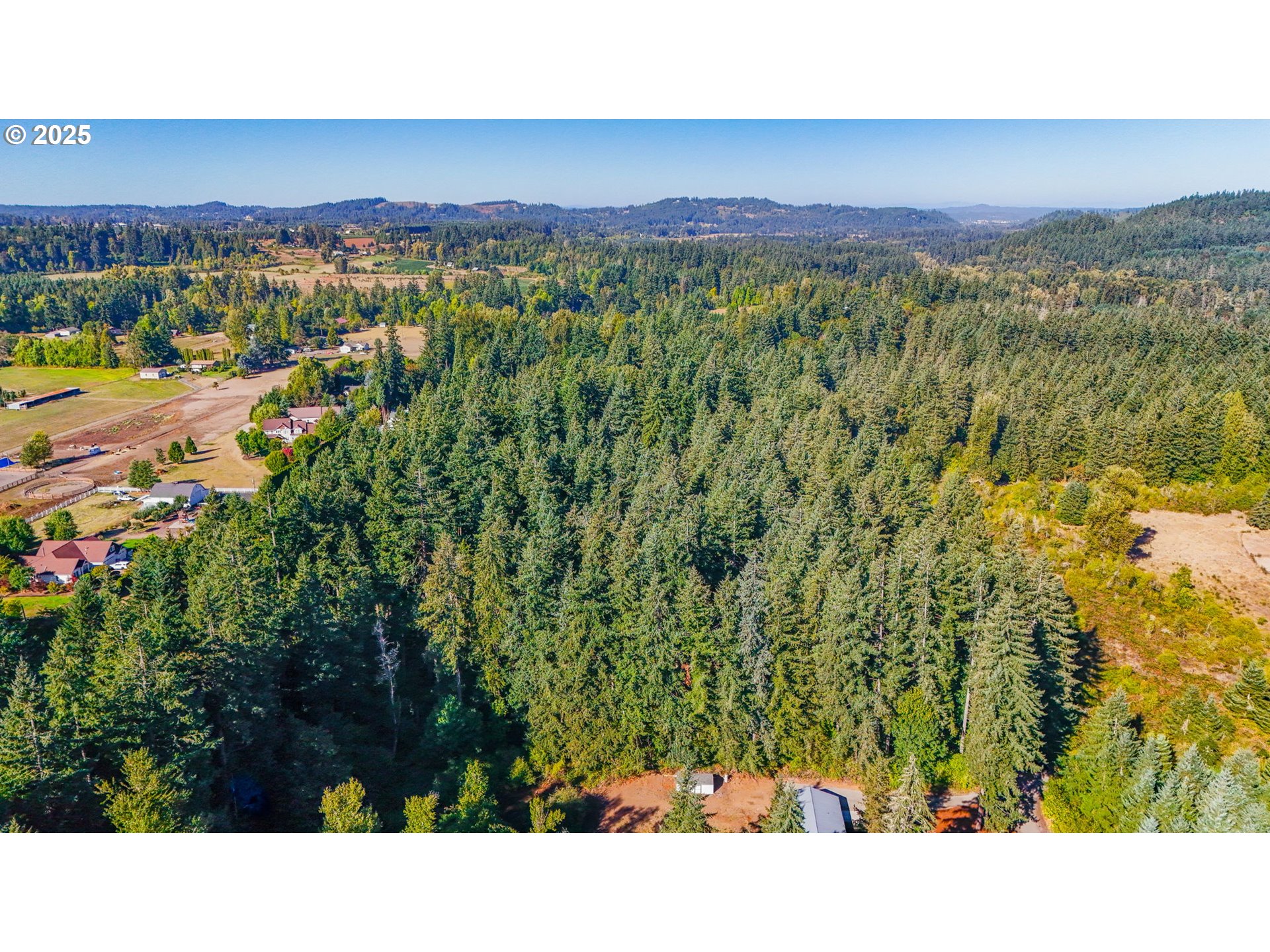 0 South Latourette Road Oregon City, OR 97045 - Photo 12 of 33 a black and white photo of a city