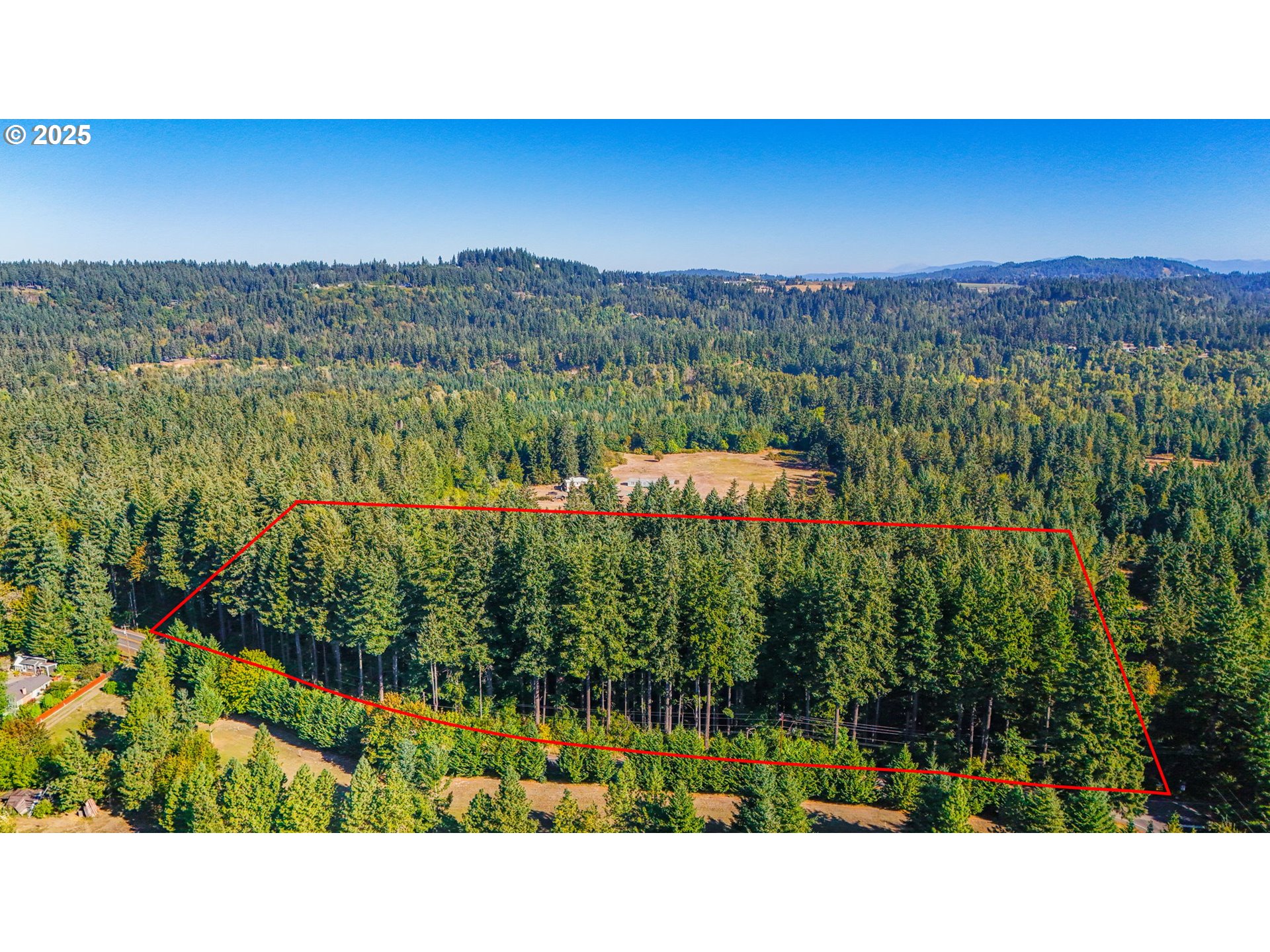 0 South Latourette Road Oregon City, OR 97045 - Photo 4 of 33 a open area with mountains in the background