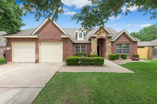 $525,000 | 30013 Edgewood Drive, Georgetown, TX 78628