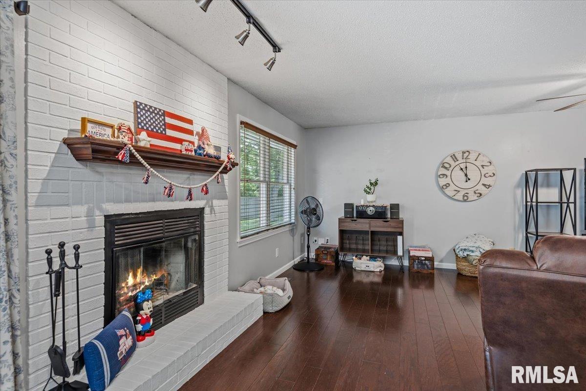 8101 Tack Lane Springfield, IL 62712 - Photo 6 of 30