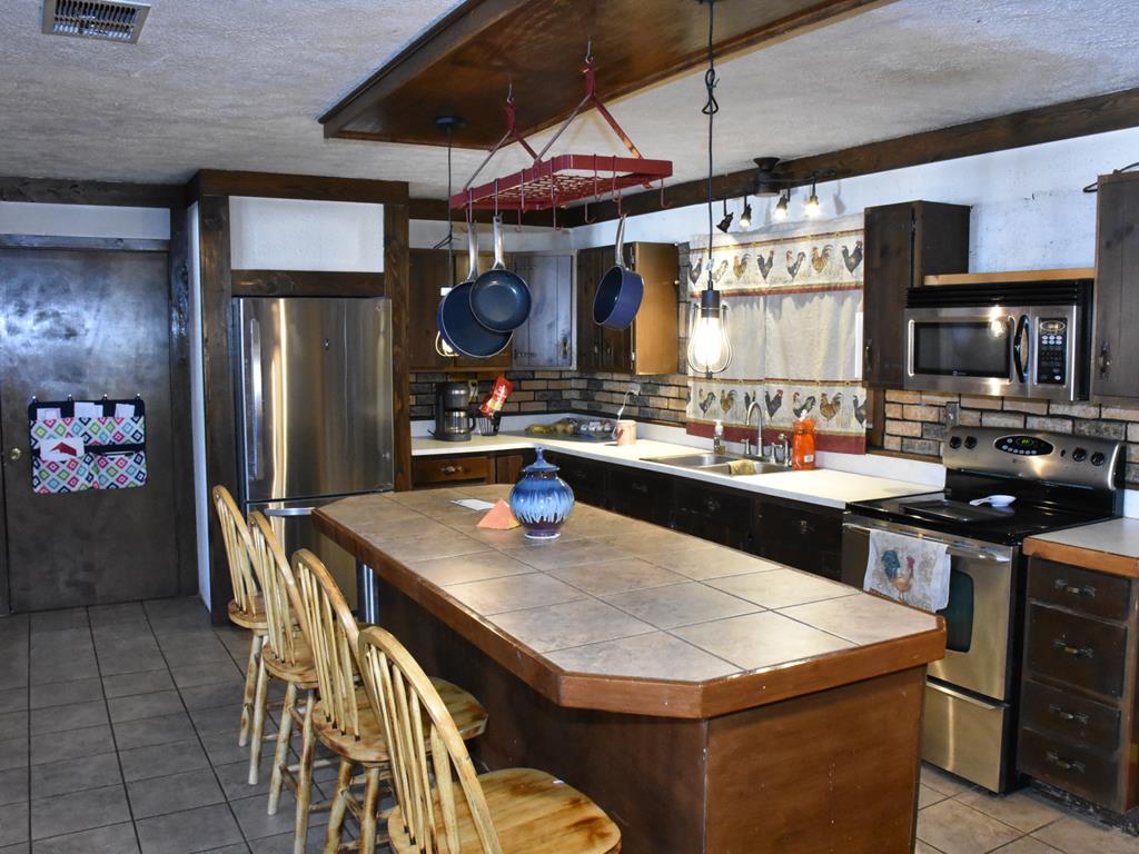33025 Guys Mills Road Townville, PA 16360 - Photo 5 of 24