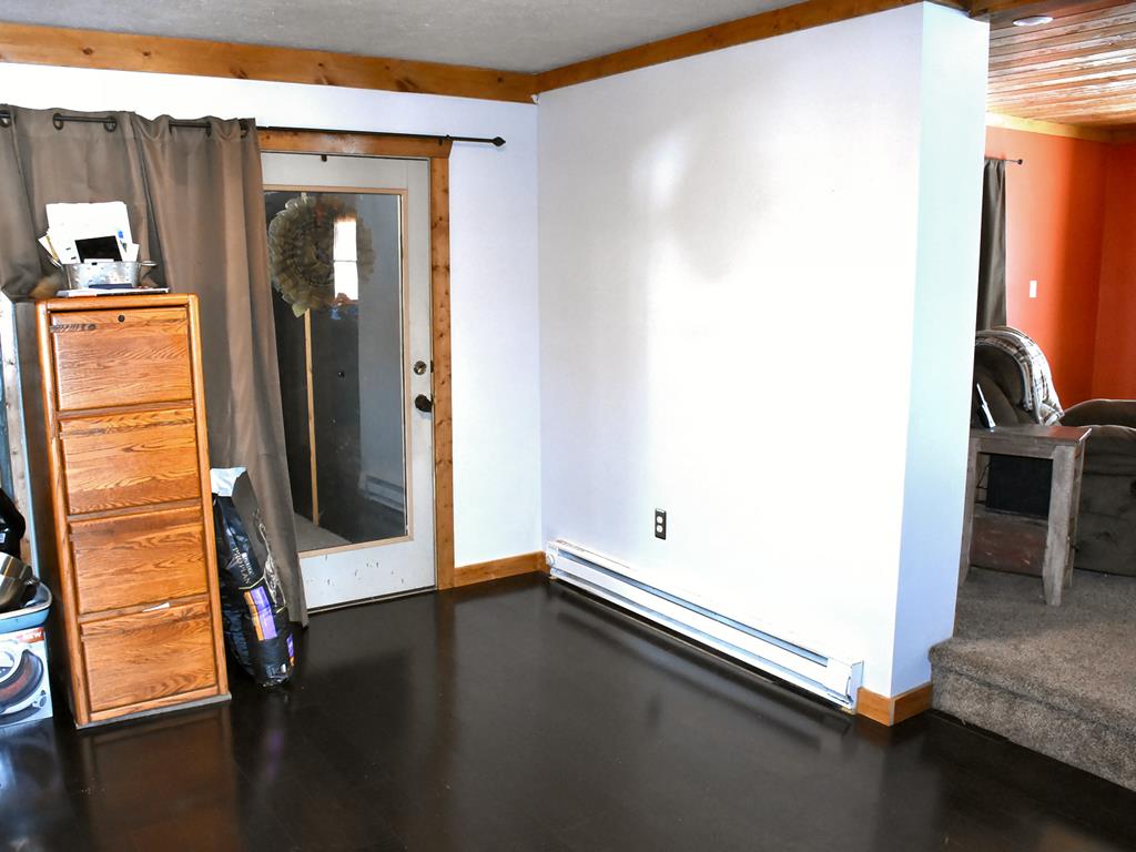 33025 Guys Mills Road Townville, PA 16360 - Photo 7 of 24