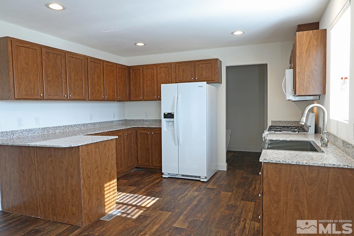 201 Mason Road Fernley, NV 89408 - Photo 9 of 25 Photo 9