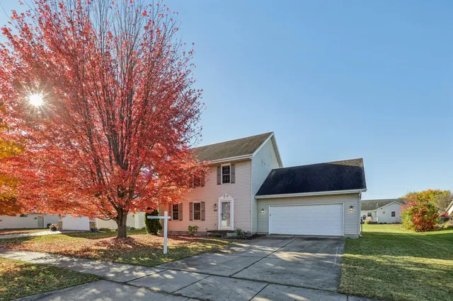 $414,900 | 633 Stonehaven Drive, Sun Prairie, WI 53590