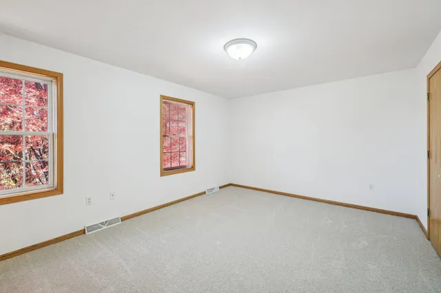 $414,900 | 633 Stonehaven Drive, Sun Prairie, WI 53590