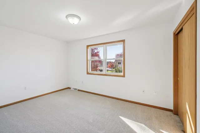 $414,900 | 633 Stonehaven Drive, Sun Prairie, WI 53590