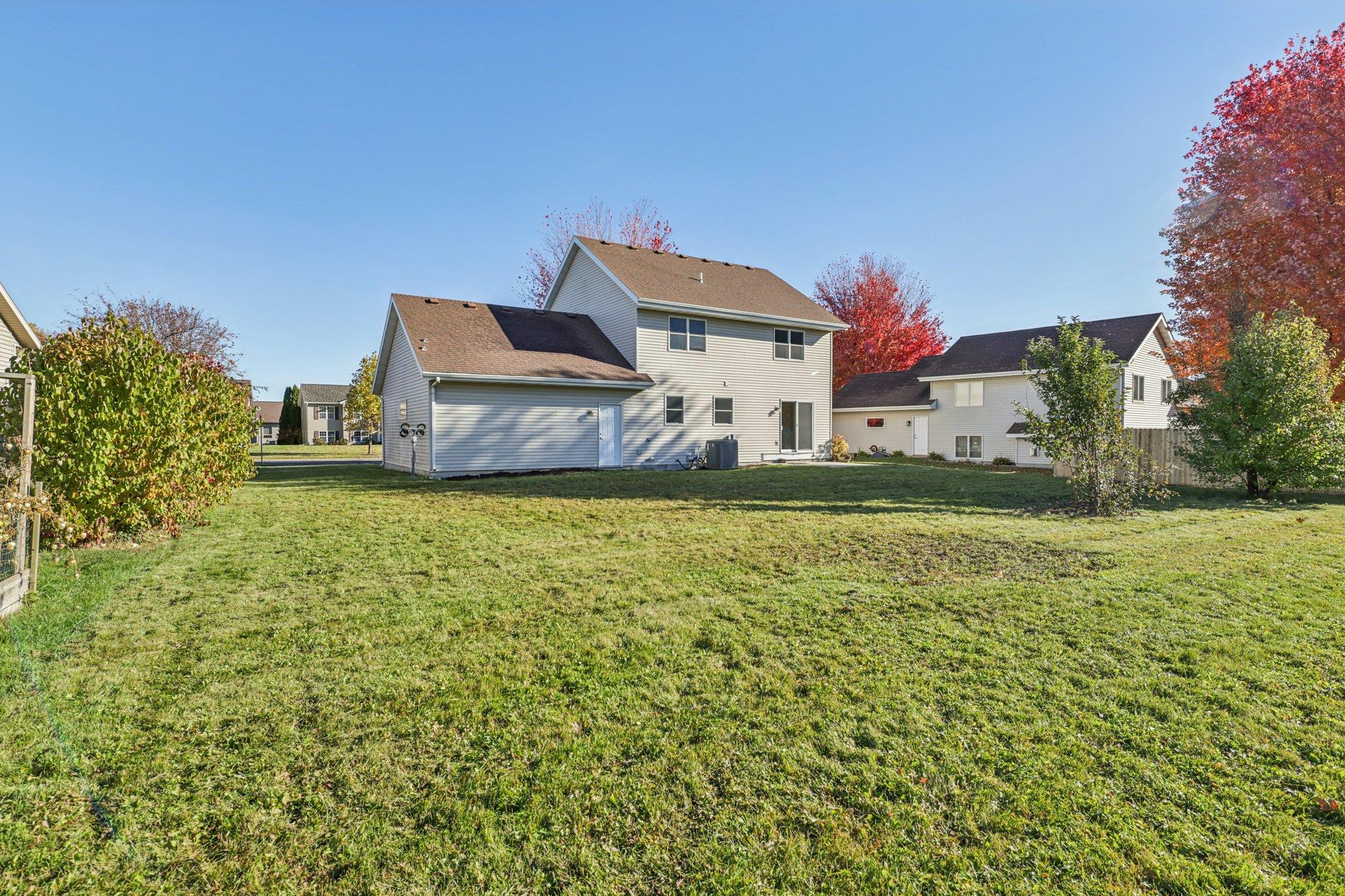 633 Stonehaven Drive Sun Prairie, WI 53590 - Photo 27 of 32