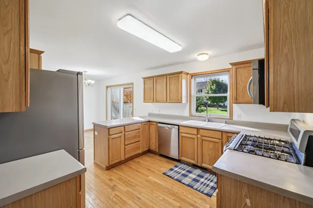 $414,900 | 633 Stonehaven Drive, Sun Prairie, WI 53590