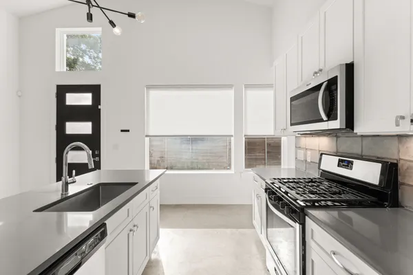 $2,350 | 6201 Caddie Street, Unit 2, Austin, TX 78741