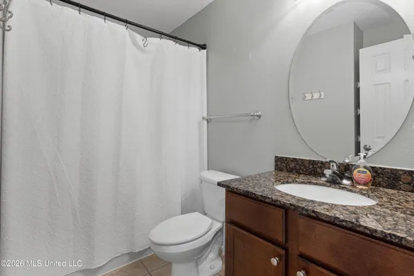 $2,100 | 2421 Beachview Drive, Unit H06, Ocean Springs, MS 39564