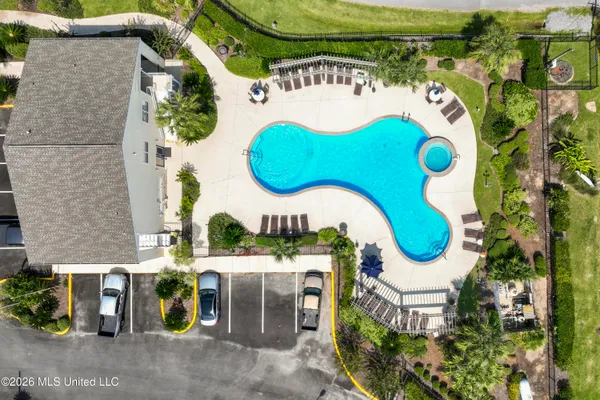 $2,100 | 2421 Beachview Drive, Unit H06, Ocean Springs, MS 39564