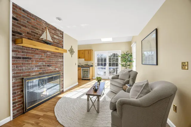 $1,549,900 | 86 Greenland Circle, East Dennis, MA 02660