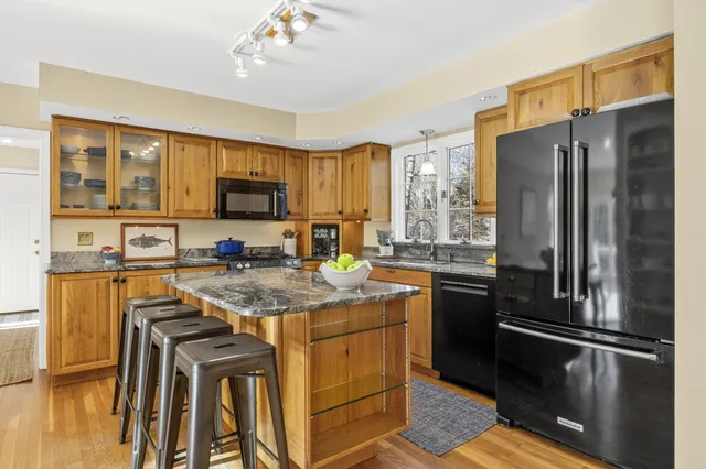 $1,549,900 | 86 Greenland Circle, East Dennis, MA 02660