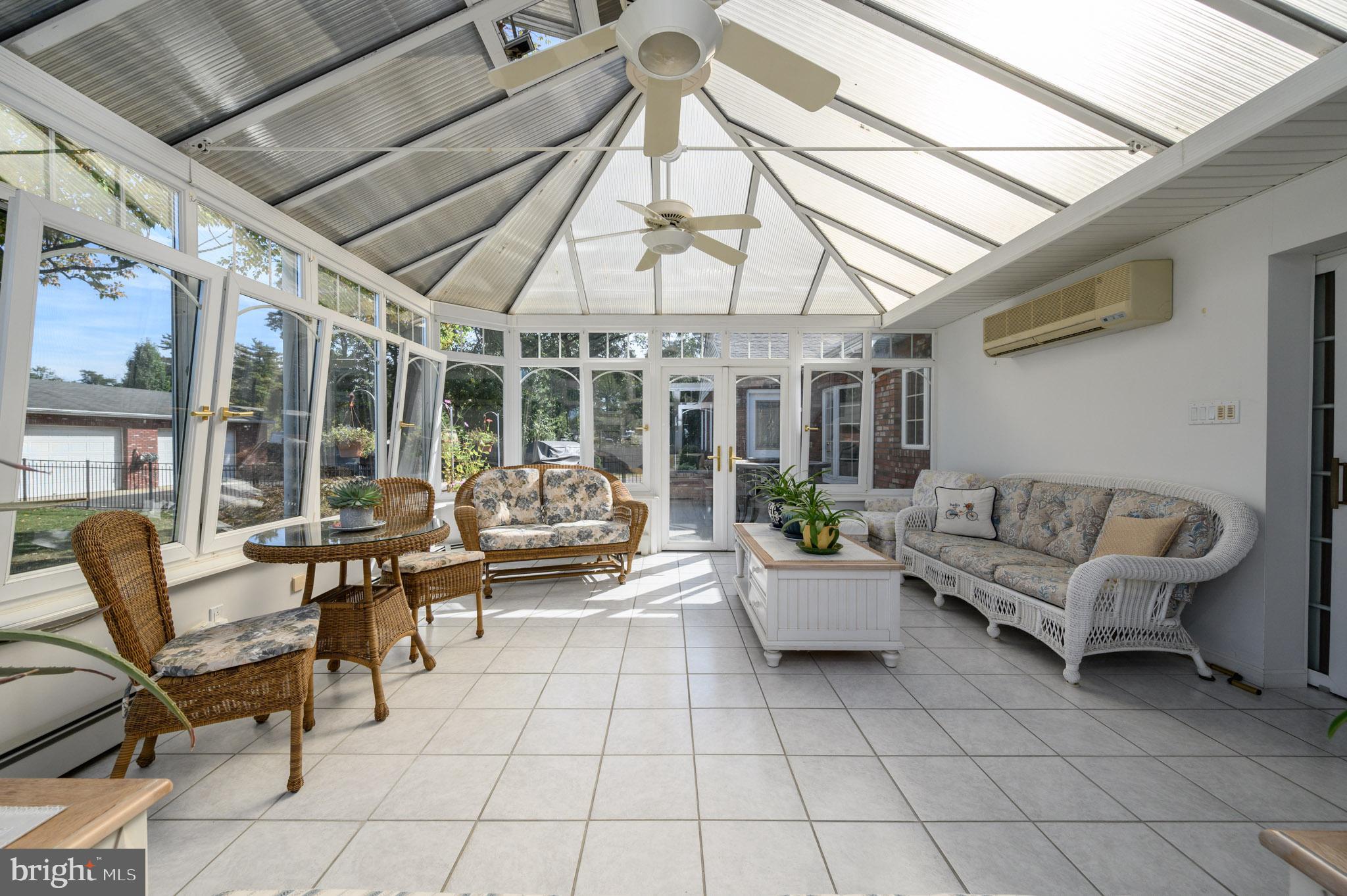 1404 Columbus Road Burlington, NJ 08016 - Photo 19 of 55 a living room with furniture and wooden floor