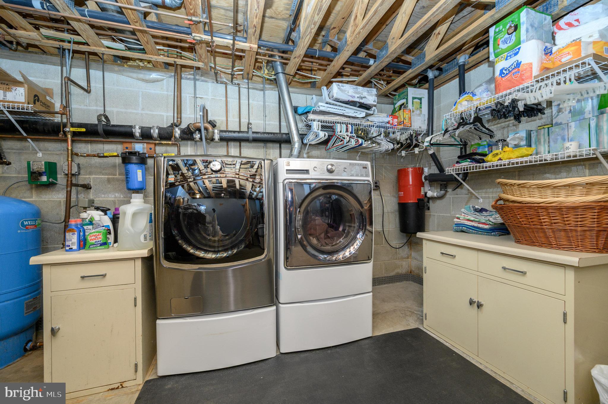 1404 Columbus Road Burlington, NJ 08016 - Photo 41 of 55 a utility room with dryer and washer