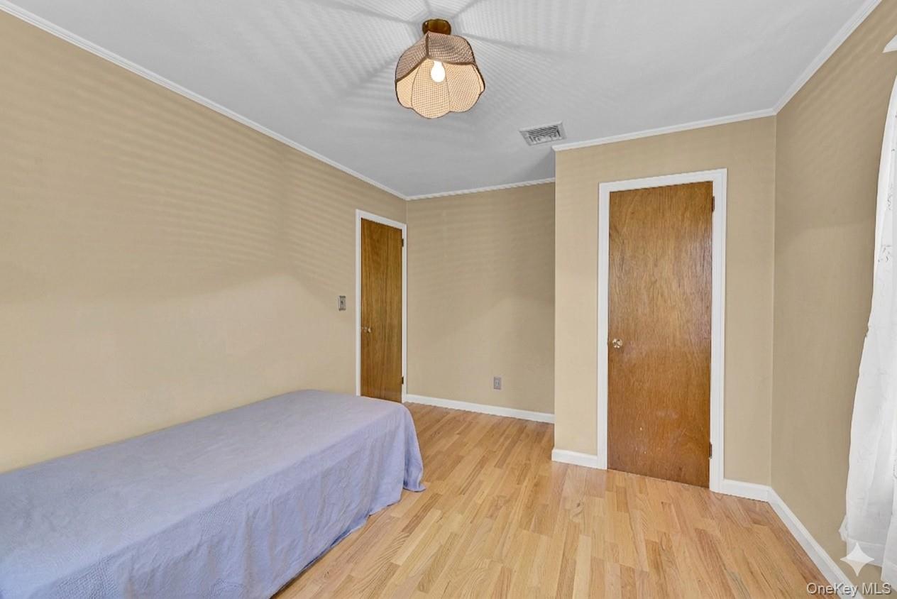 51 Virginia Street Valley Stream, NY 11580 - Photo 22 of 29