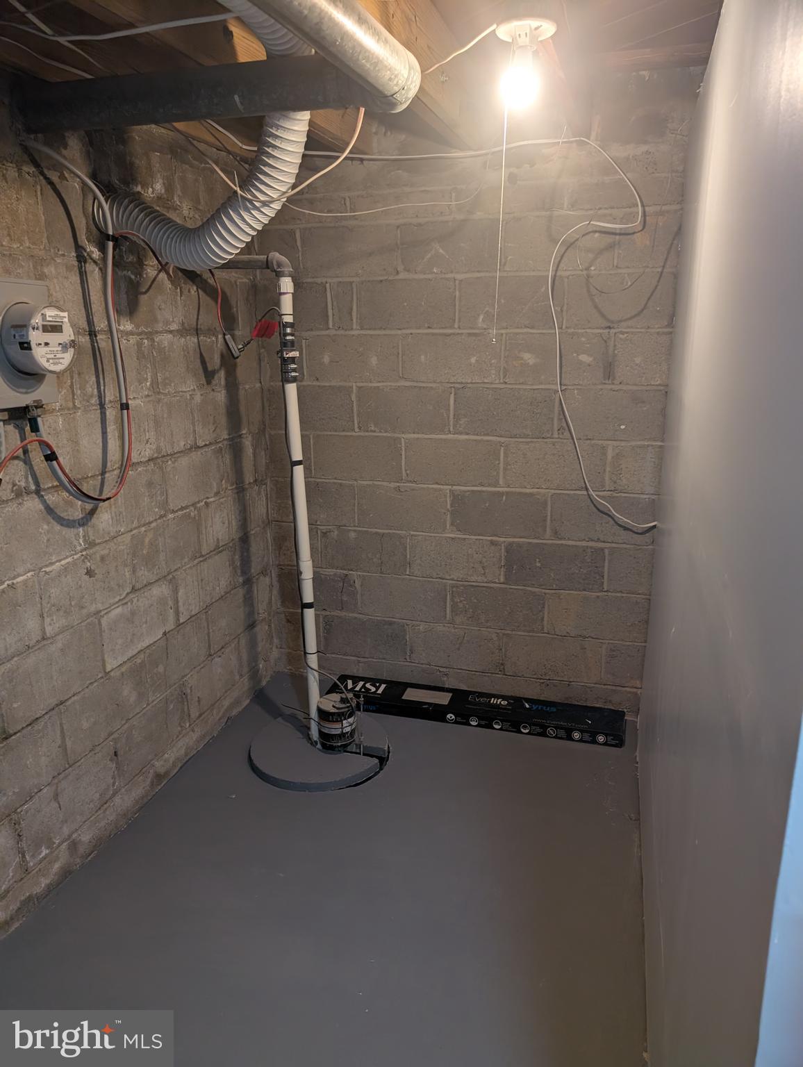 3011 Larue Square East Baltimore, MD 21225 - Photo 11 of 19 a bathroom with a shower