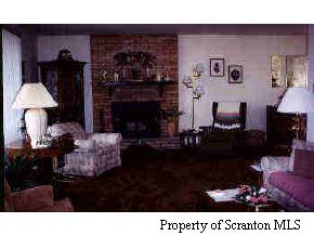 2137 Sunset Road Moscow, PA 18444 - Photo 4 of 4 Gallery Image 4