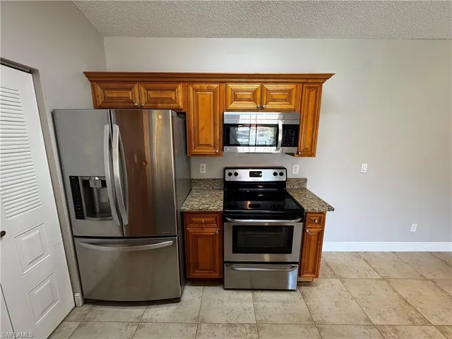 $1,500 | 2226 Arbour Walk Circle, Unit 1926, Naples, FL 34109