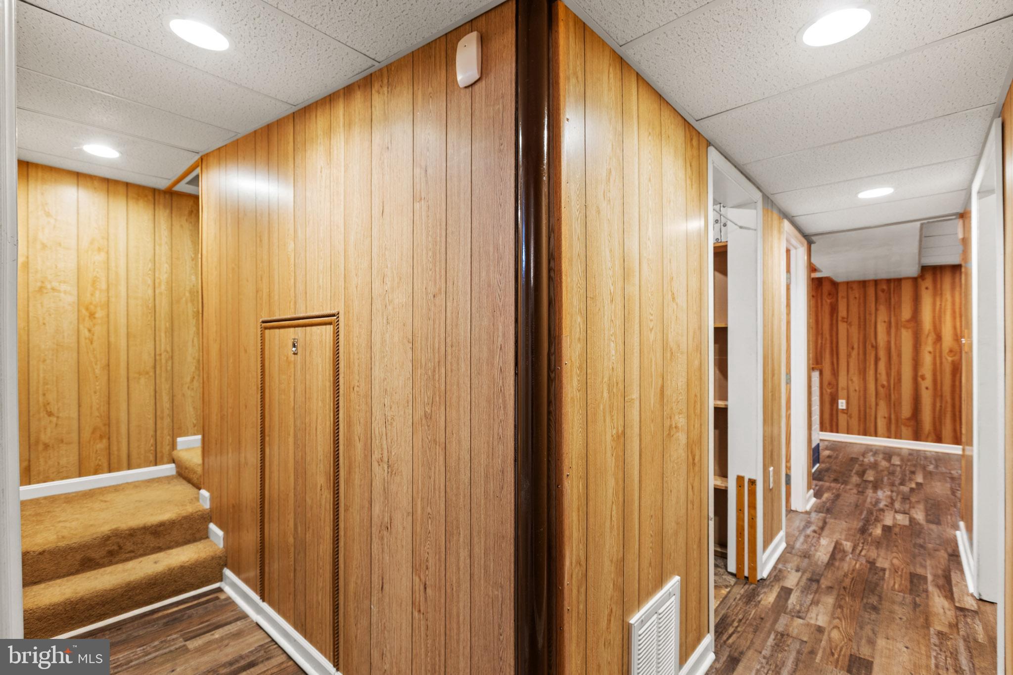 11660 Big Sandy Run Road Lusby, MD 20657 - Photo 10 of 30 a view of a elevator