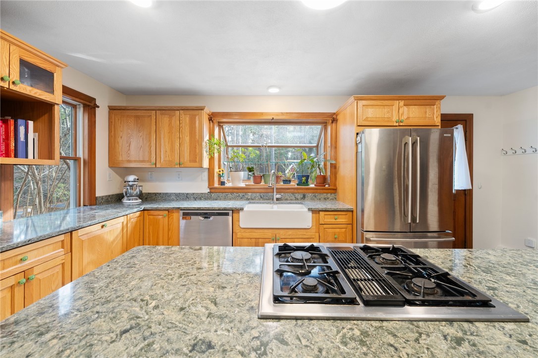 511 Tripps Corner Road Exeter, RI 02822 - Photo 12 of 50