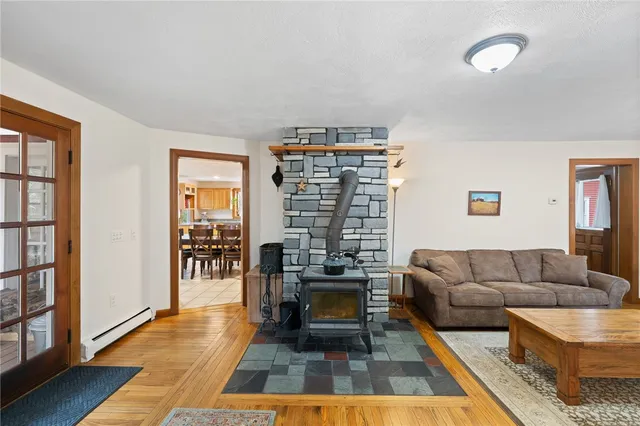 $850,000 | 511 Tripps Corner Road, Exeter, RI 02822