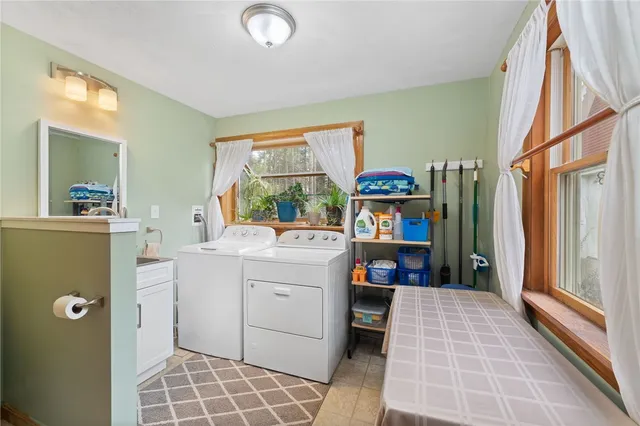 $850,000 | 511 Tripps Corner Road, Exeter, RI 02822