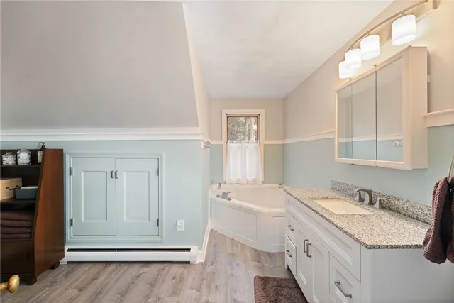 $850,000 | 511 Tripps Corner Road, Exeter, RI 02822