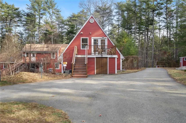 $850,000 | 511 Tripps Corner Road, Exeter, RI 02822