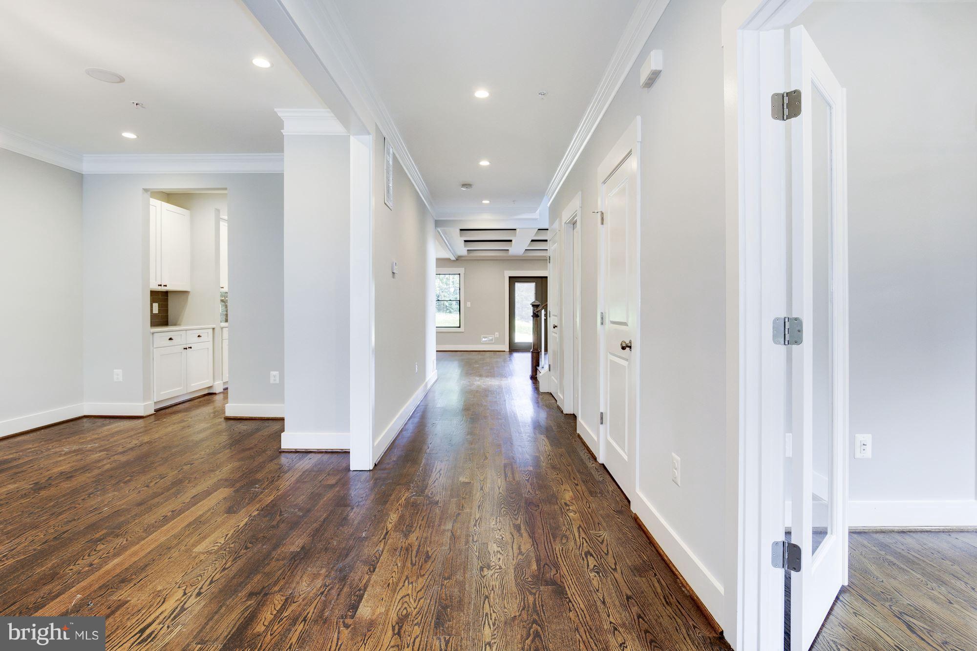 717 Thayer Avenue Silver Spring, MD 20910 - Photo 2 of 30 Gleaming hardwood floors