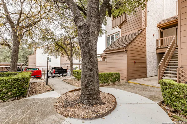 $990 | 4107 Medical Drive, Unit 5208, San Antonio, TX 78229