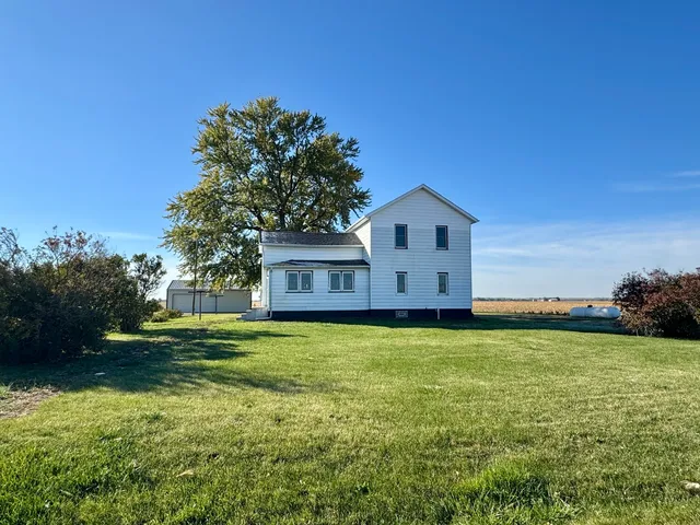 $245,000 | 17394-1600 1600 N Avenue, Princeton, IL 61356