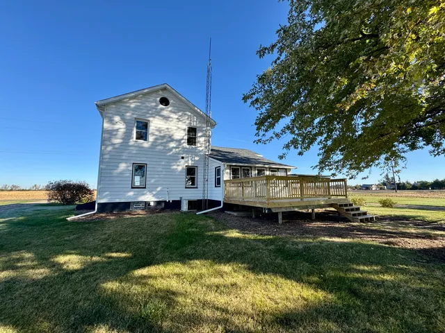 $245,000 | 17394-1600 1600 N Avenue, Princeton, IL 61356