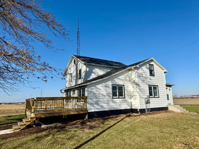 $245,000 | 17394-1600 1600 N Avenue, Princeton, IL 61356