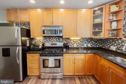 $450,000 | 423 18th Street Northeast, Unit 12, Washington, DC 20002