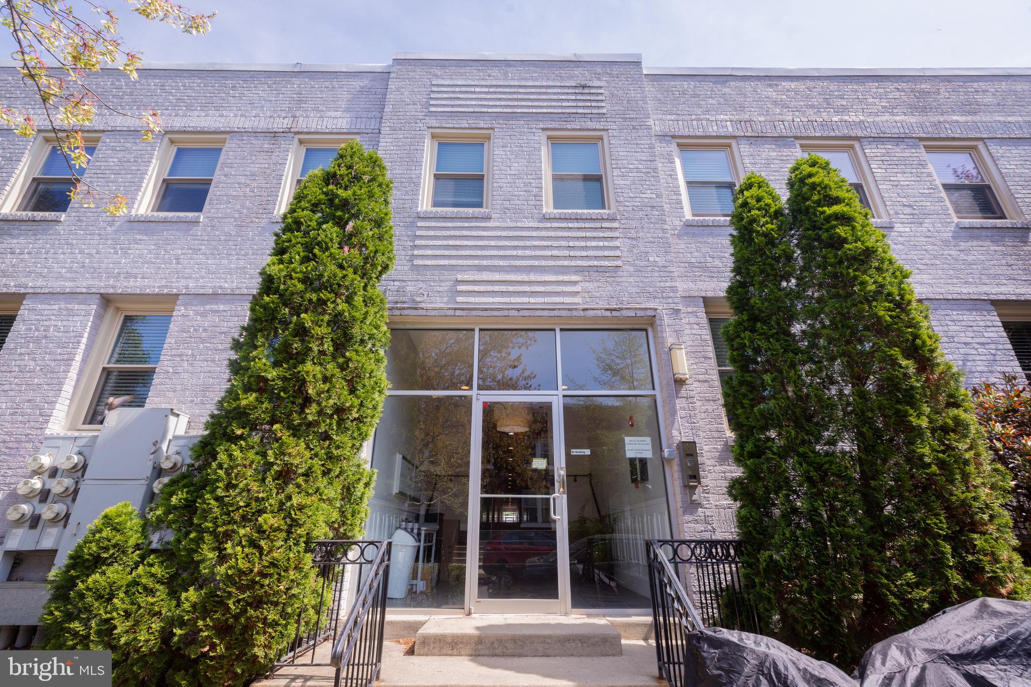 423 18th Street Northeast, Unit 12 Washington, DC 20002 - Photo 2 of 41 front view of a house