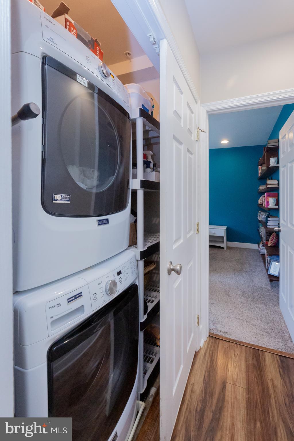 423 18th Street Northeast, Unit 12 Washington, DC 20002 - Photo 26 of 41 a view of living room washer and dryer