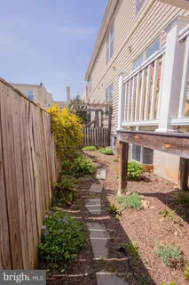 $450,000 | 423 18th Street Northeast, Unit 12, Washington, DC 20002