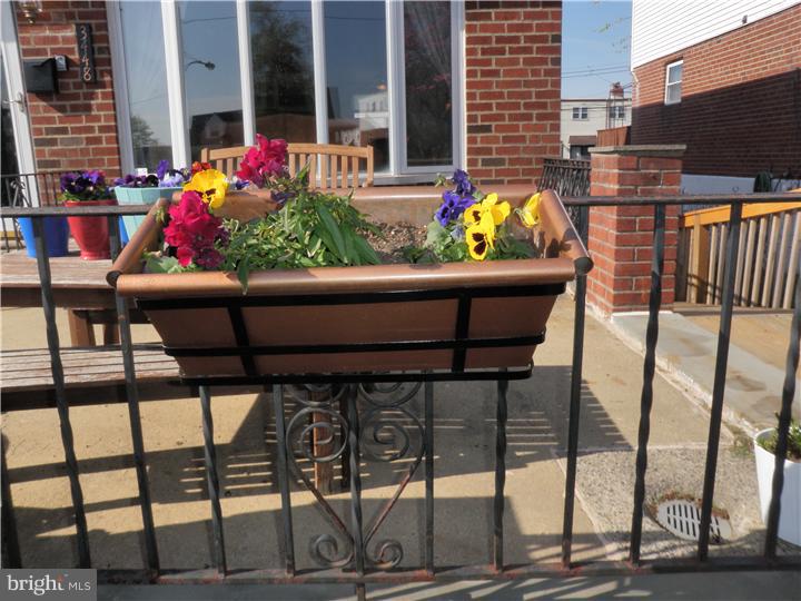 3448 Holyoke Road Philadelphia, PA 19114 - Photo 22 of 23 Exterior Front