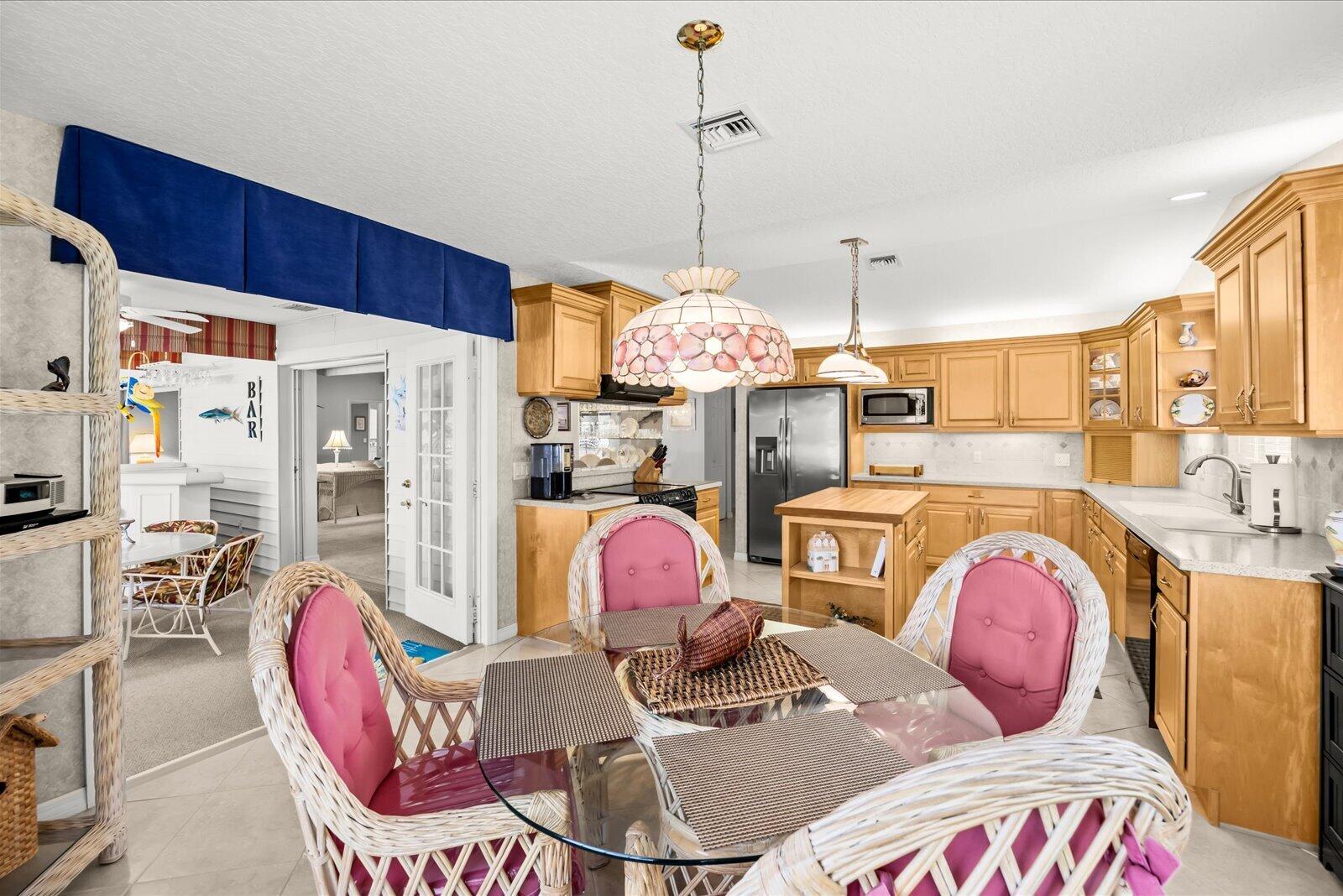 2375 Cove View Stuart, FL 34994 - Photo 29 of 46 20-cove in-32