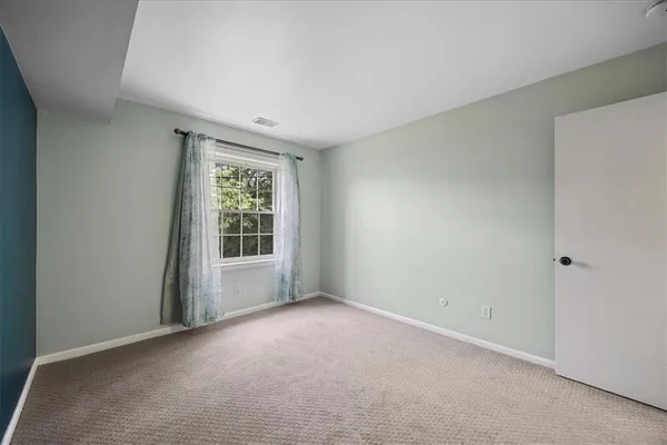 $1,450 | 920 Margarite Drive, Unit D, Pittsburgh, PA 15216