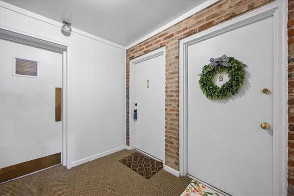 $1,450 | 920 Margarite Drive, Unit D, Pittsburgh, PA 15216