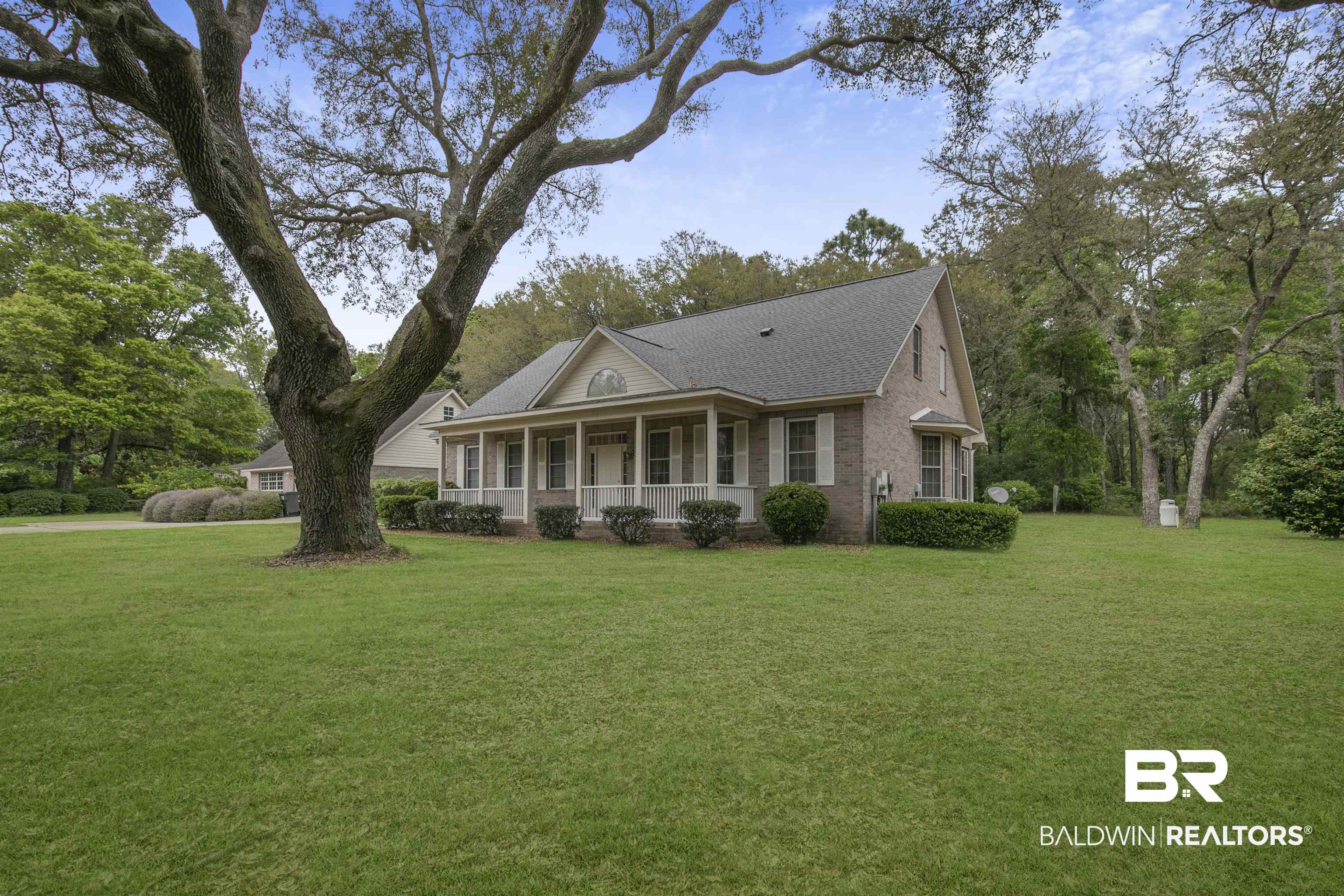9404 Soldier Creek Road Lillian, AL 36549 - Photo 4 of 49 Front of House