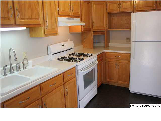1825 Lynn Road Anniston, AL 36207 - Photo 17 of 32