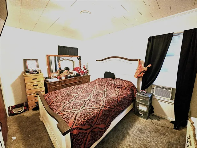 $100,500 | 307 East State Street, Groesbeck, TX 76642