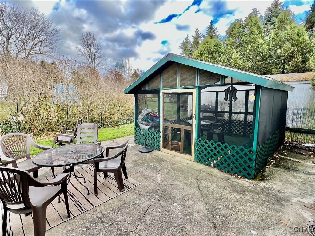 27 Hart Street Oswego, NY 13126 - Photo 24 of 29