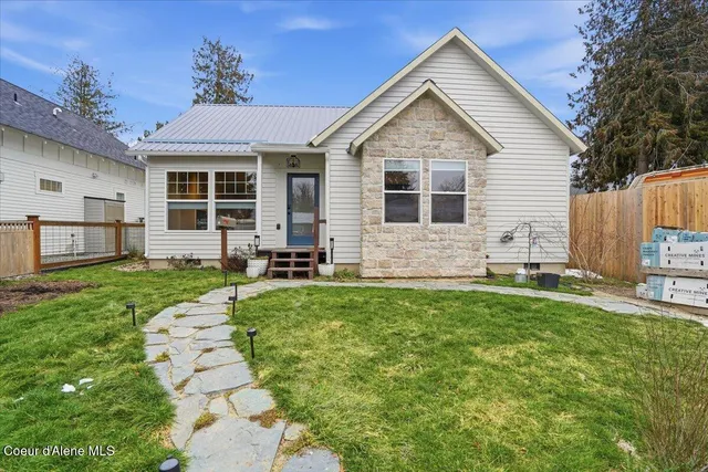 $649,000 | 311 South 3rd Avenue, Sandpoint, ID 83864